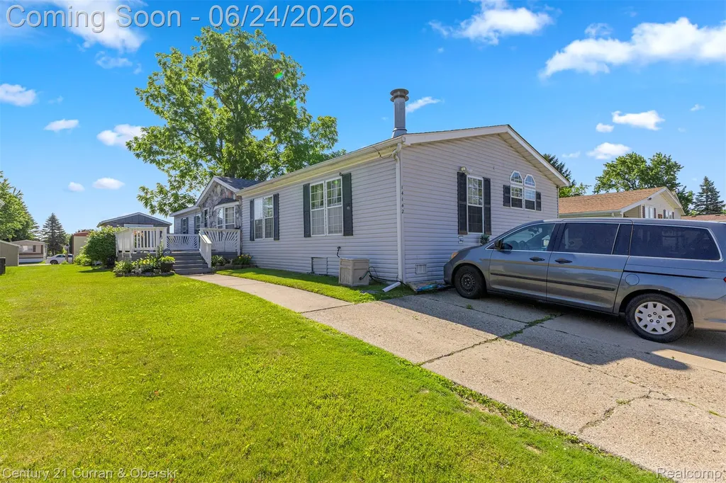 14142 Wilson Drive Wilson Plymouth City MI 48170