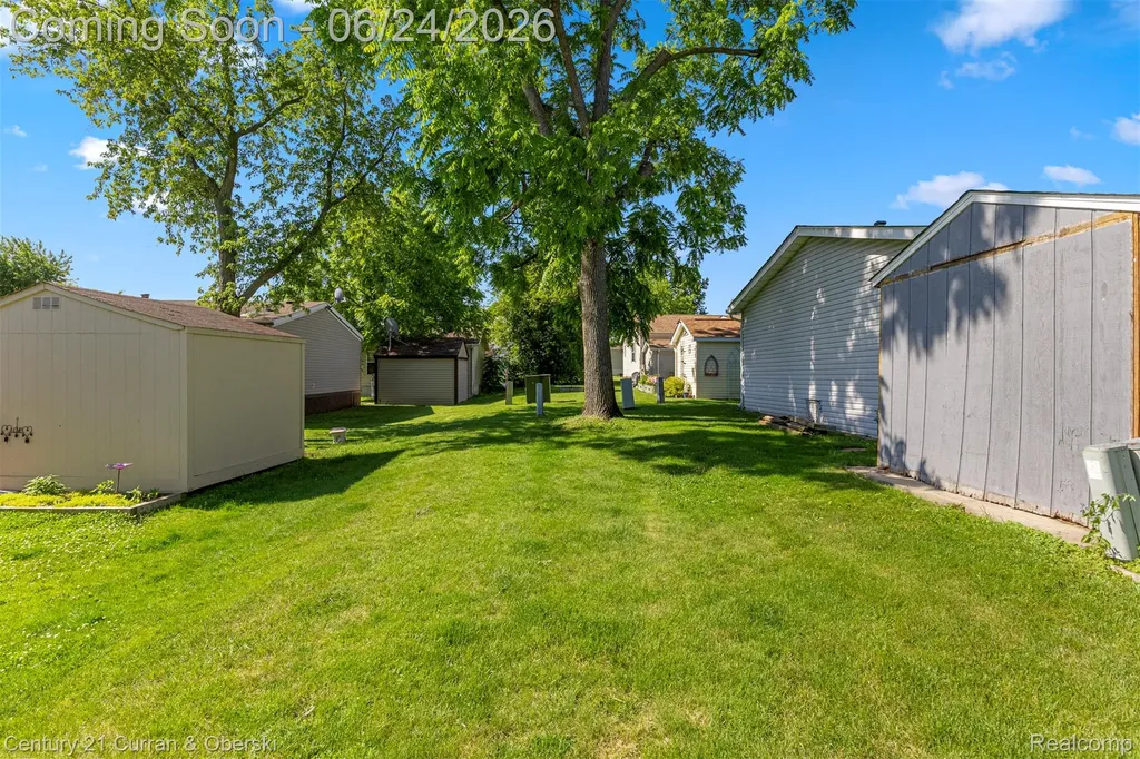 14142 Wilson Drive Wilson Plymouth City MI 48170