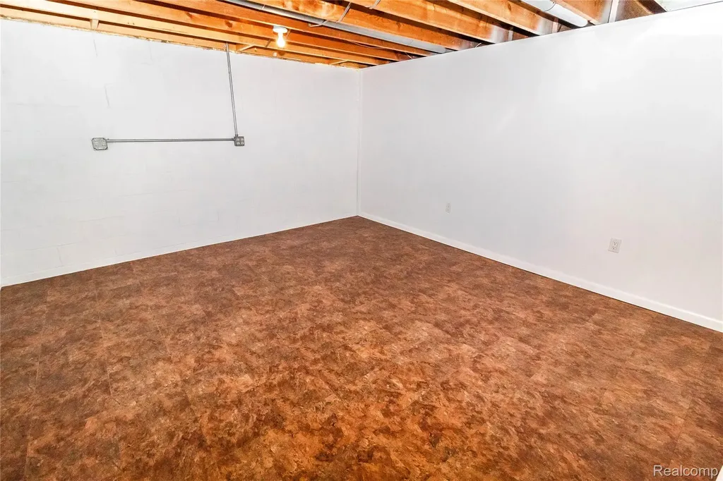 1138 Baldwin Road Lapeer Township MI 48446