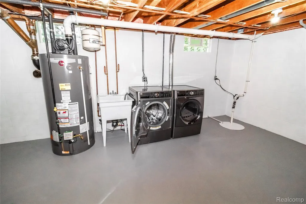 1138 Baldwin Road Lapeer Township MI 48446