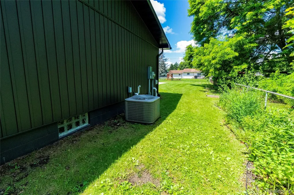 1138 Baldwin Road Lapeer Township MI 48446