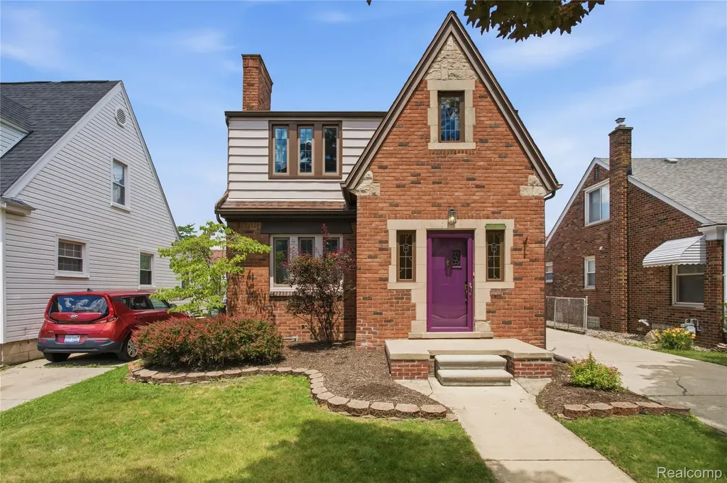 15422 Regina Avenue Allen Park City MI 48101
