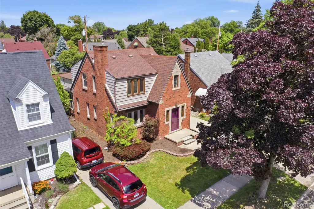 15422 Regina Avenue Allen Park City MI 48101