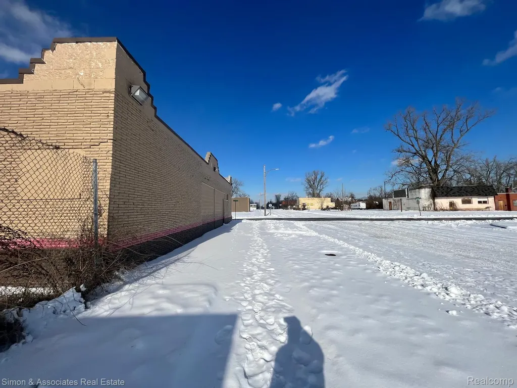 3710 Harrison Street Inkster City MI 48141