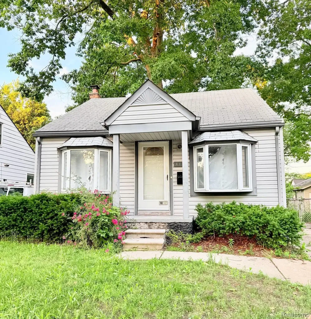 4177 Cornell Street Dearborn Heights City MI 48125