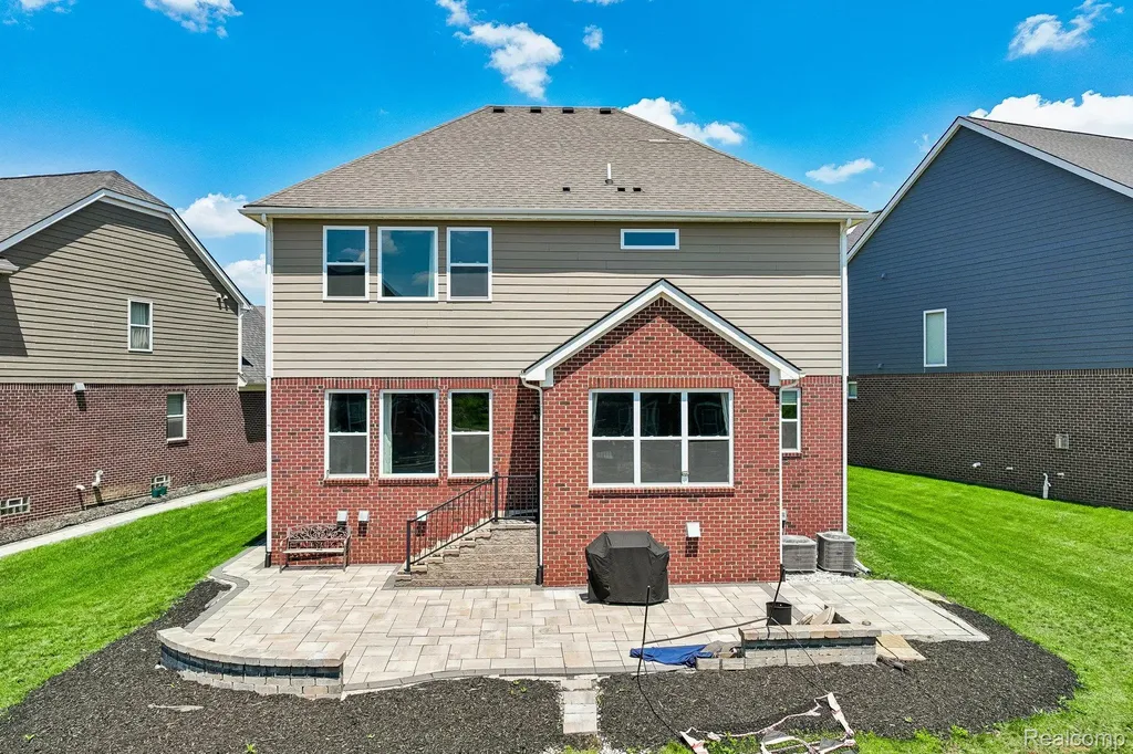 47783 Leland Drive Northville Township MI 48168