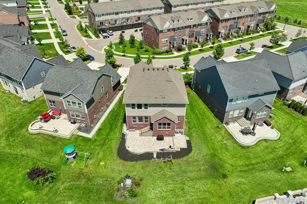 47783 Leland Drive Northville Township MI 48168