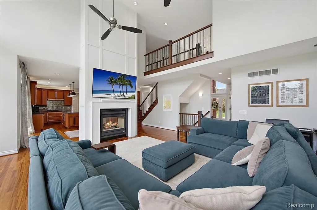 1422 Galena Rochester Hills City MI 48306