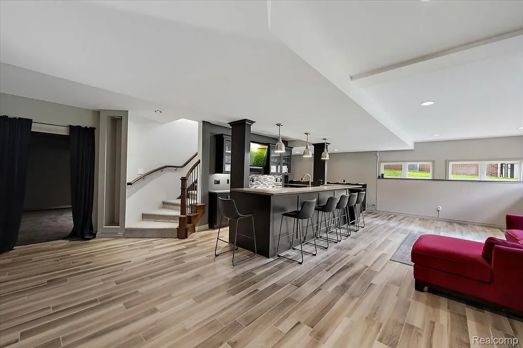 1422 Galena Rochester Hills City MI 48306