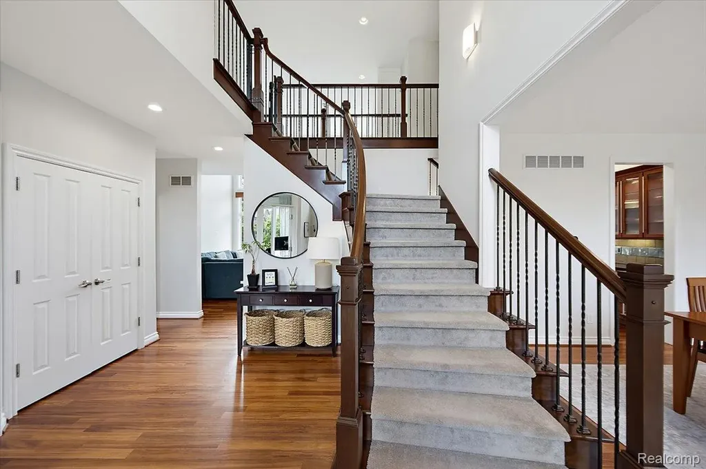 1422 Galena Rochester Hills City MI 48306