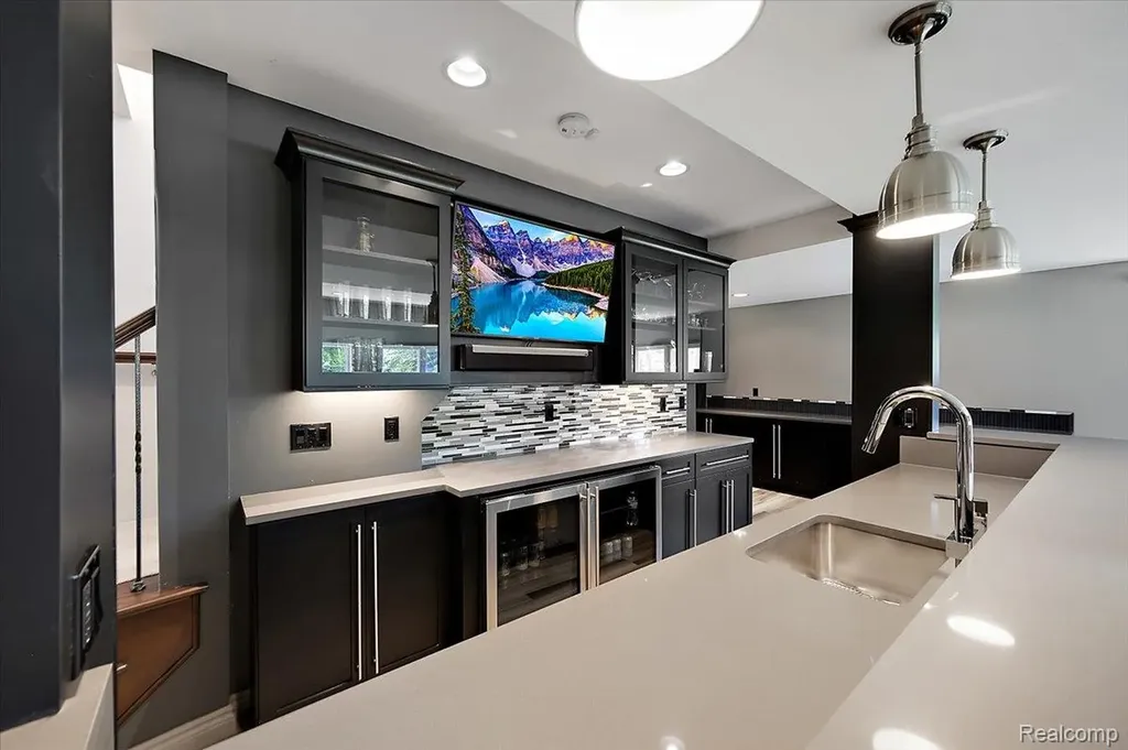 1422 Galena Rochester Hills City MI 48306