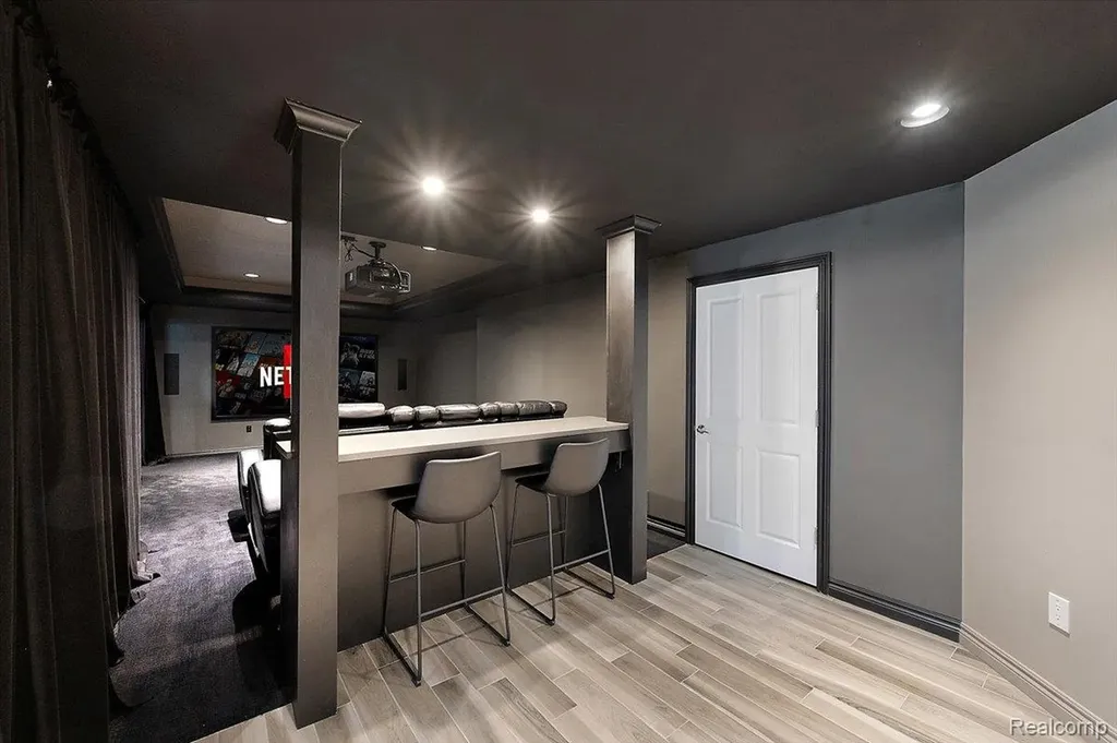 1422 Galena Rochester Hills City MI 48306