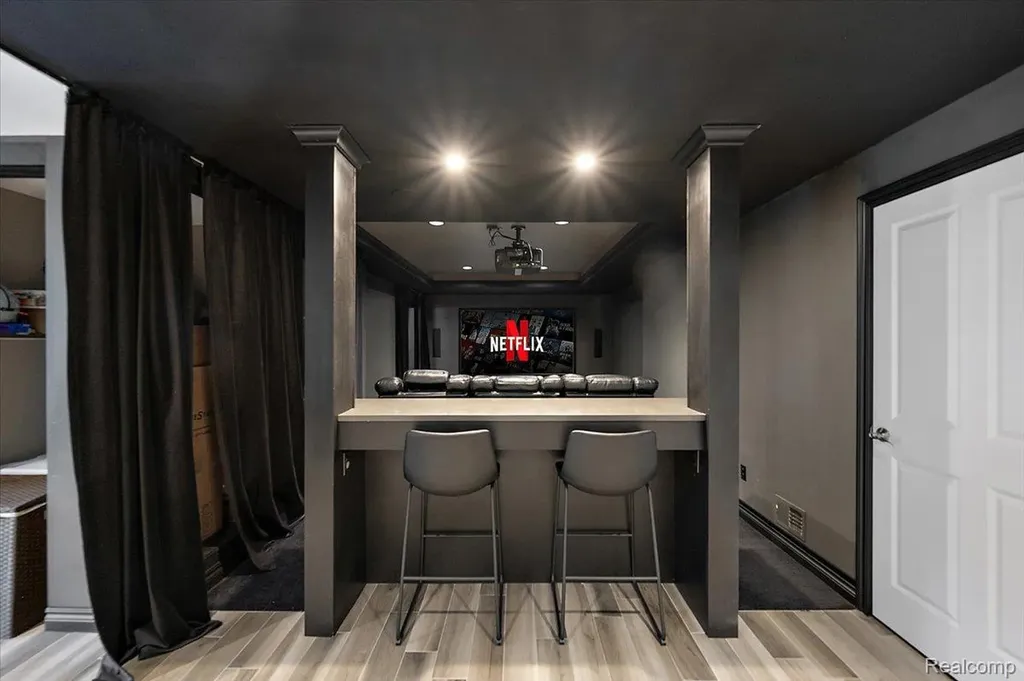 1422 Galena Rochester Hills City MI 48306