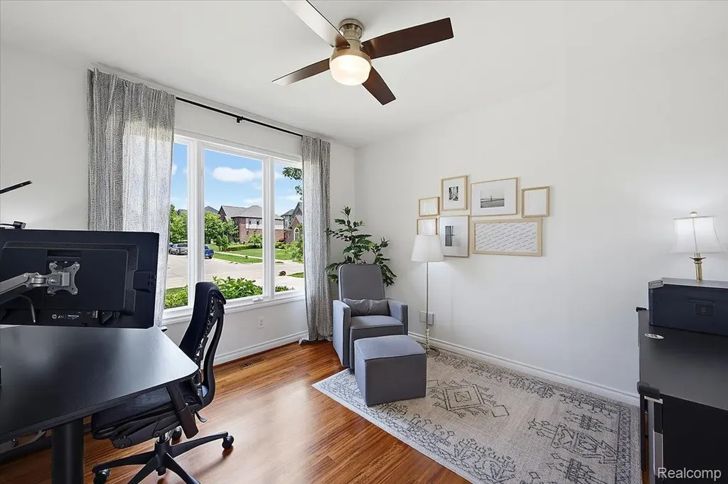 1422 Galena Rochester Hills City MI 48306
