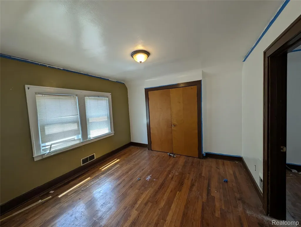 16182 Muirland Detroit City MI 48221