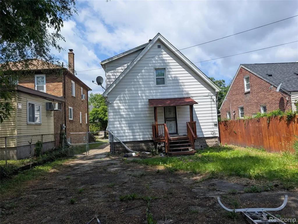 16182 Muirland Detroit City MI 48221