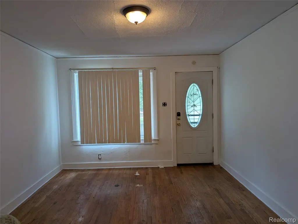 16182 Muirland Detroit City MI 48221