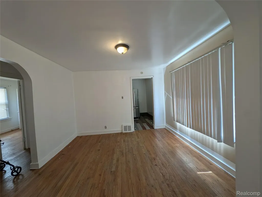16182 Muirland Detroit City MI 48221