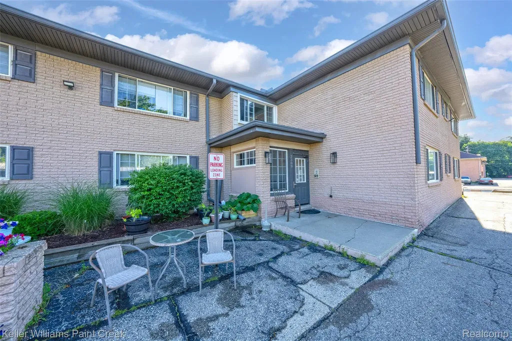 2309 Walton Boulevard Rochester Hills City MI 48309
