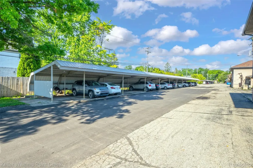 2309 Walton Boulevard Rochester Hills City MI 48309