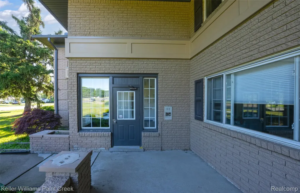 2309 Walton Boulevard Rochester Hills City MI 48309