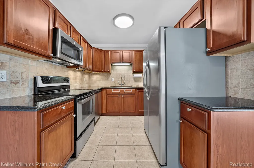2309 Walton Boulevard Rochester Hills City MI 48309