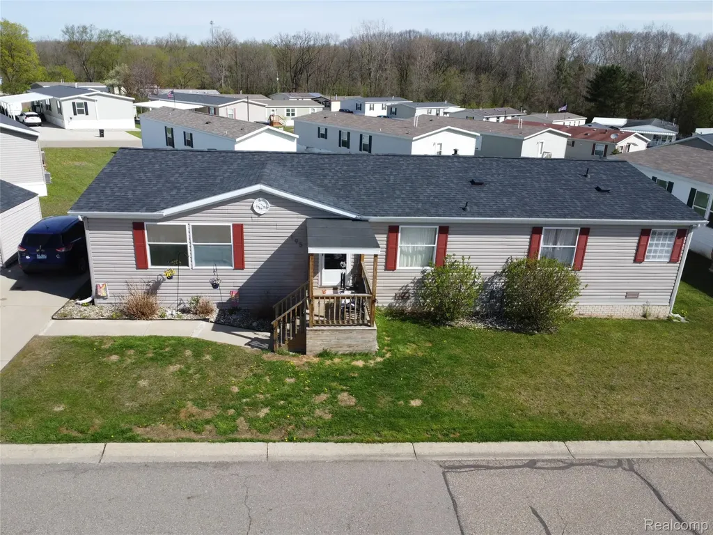 195 Apollo Flushing City MI 48433