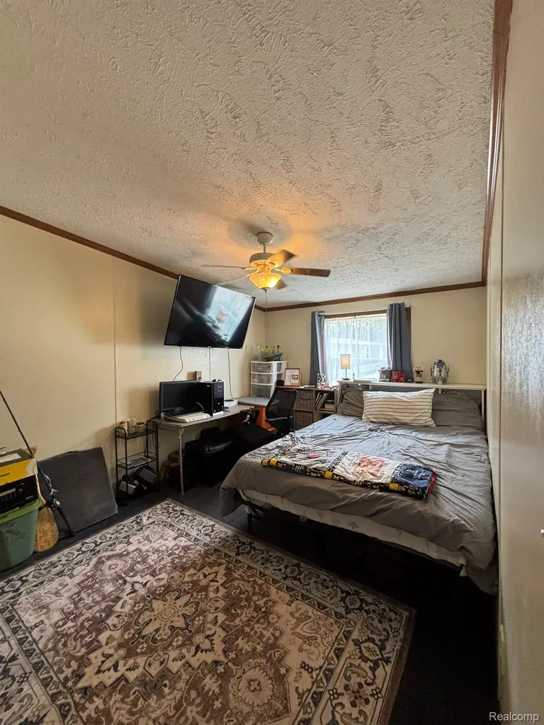 195 Apollo Flushing City MI 48433