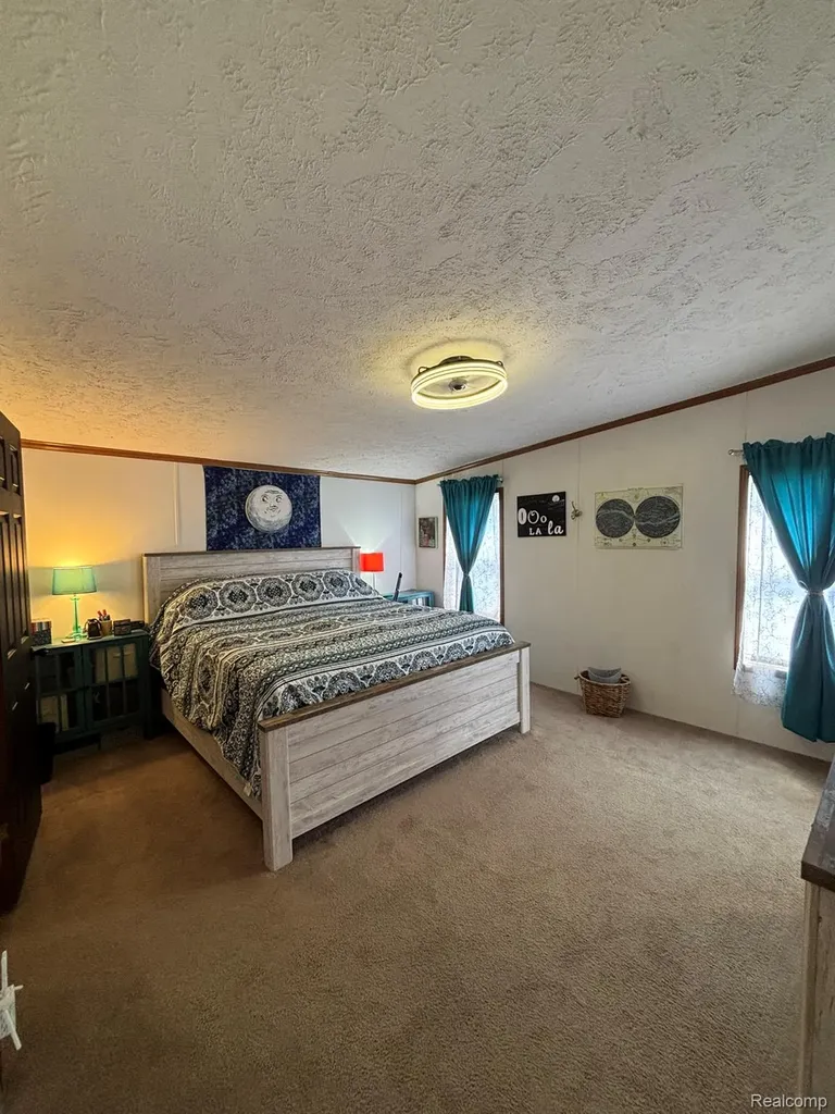 195 Apollo Flushing City MI 48433