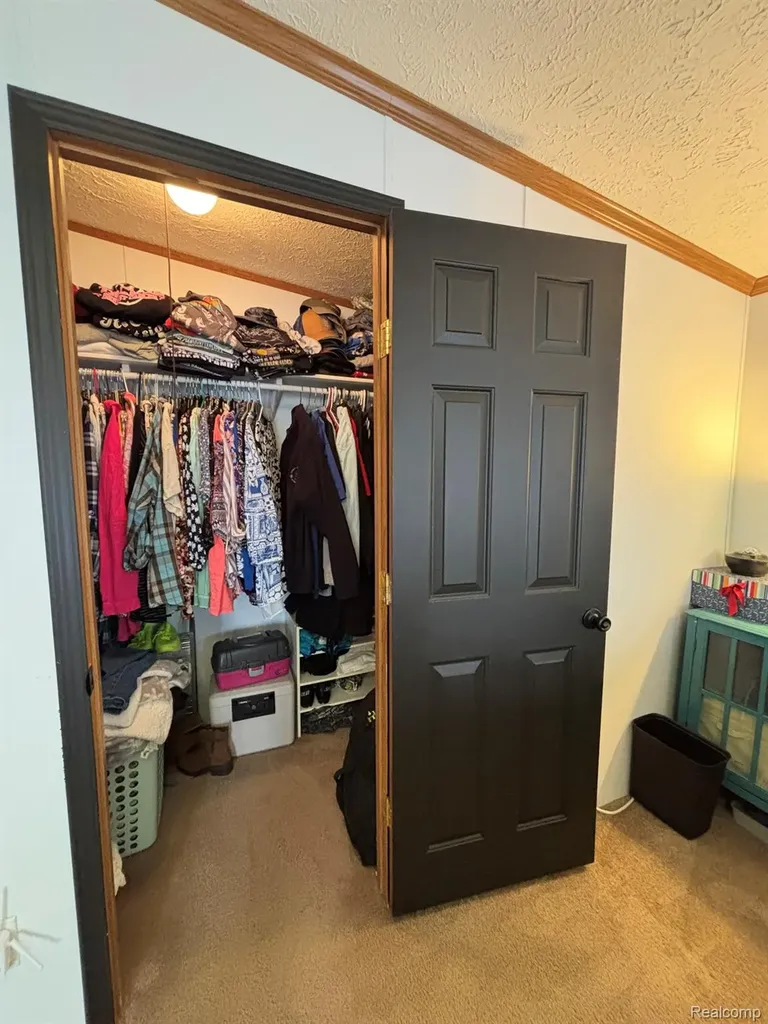 195 Apollo Flushing City MI 48433