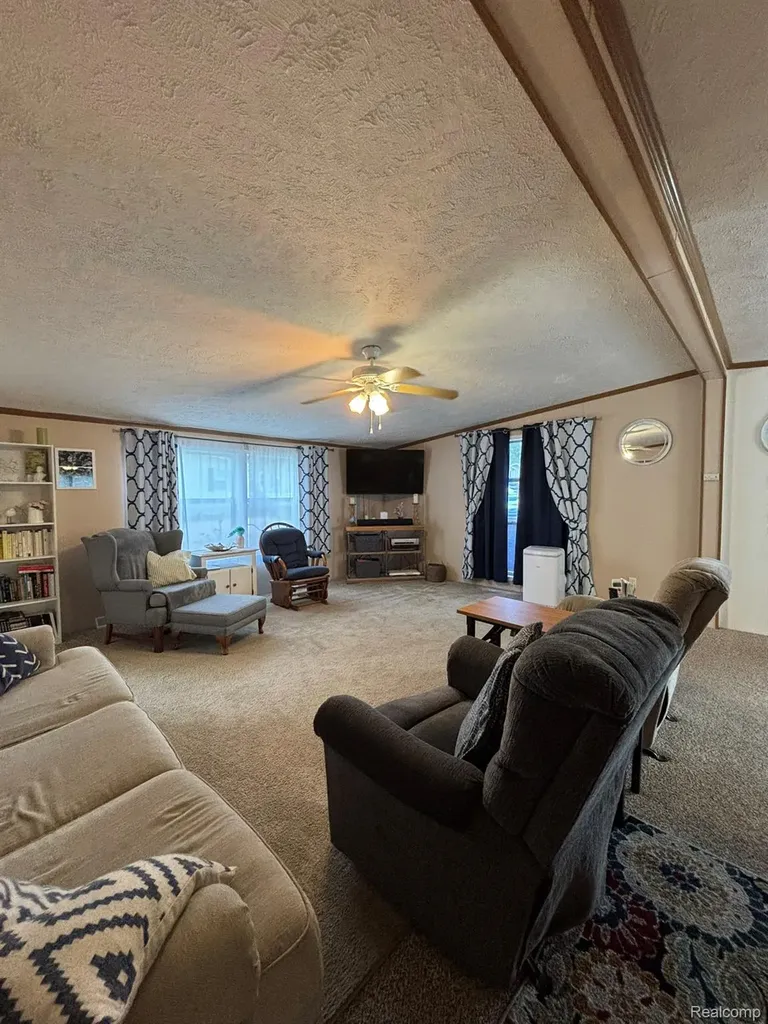 195 Apollo Flushing City MI 48433