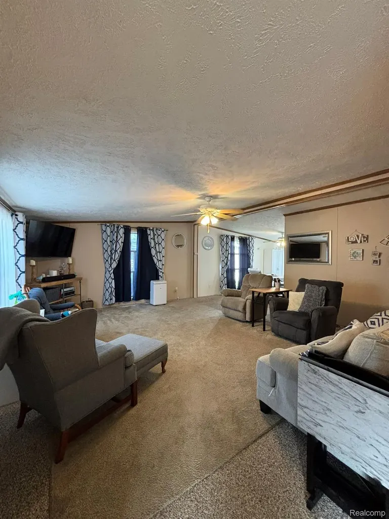 195 Apollo Flushing City MI 48433