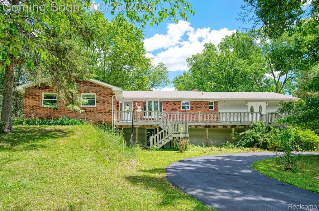 4200 Angels Pass Putnam Township MI 48169
