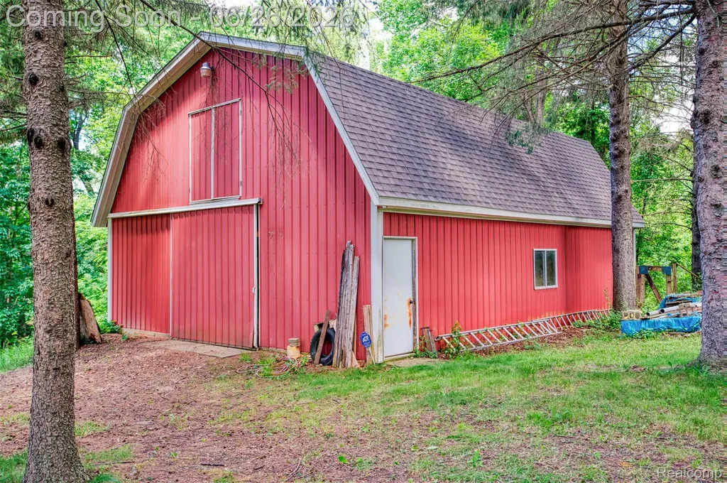 4200 Angels Pass Putnam Township MI 48169