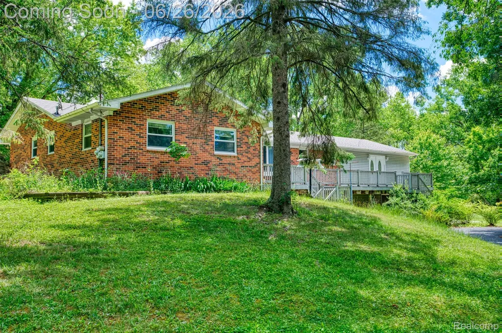 4200 Angels Pass Putnam Township MI 48169