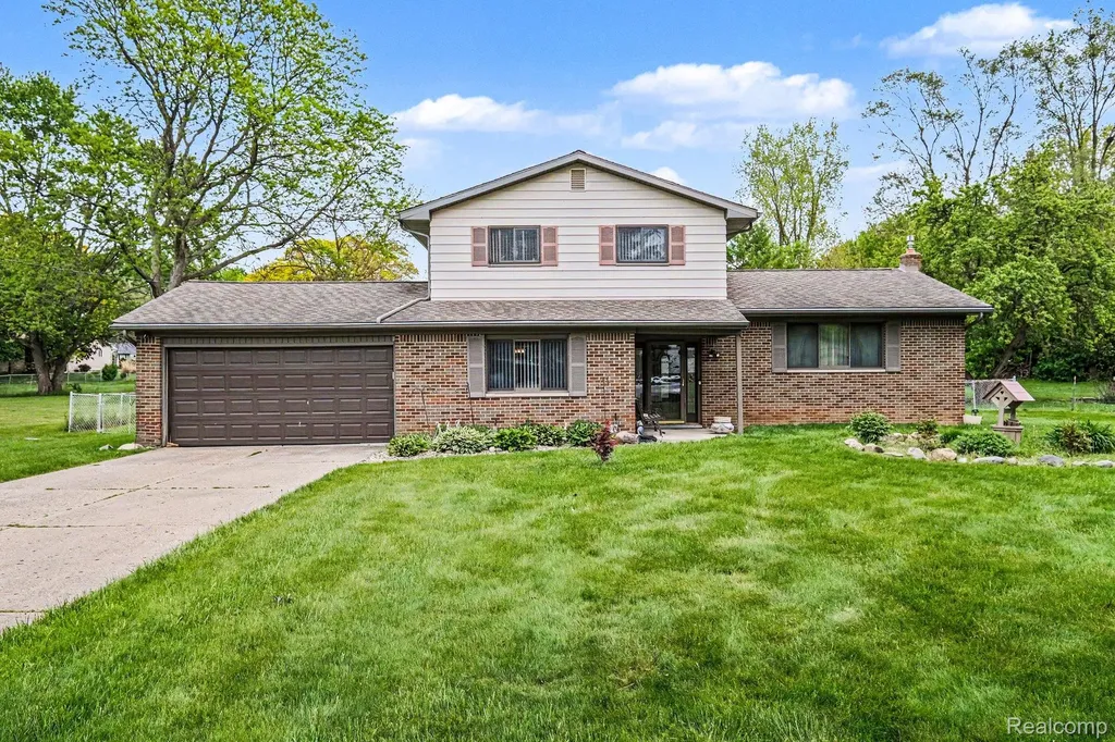 1148 Carter Drive Flint Charter Township MI 48532