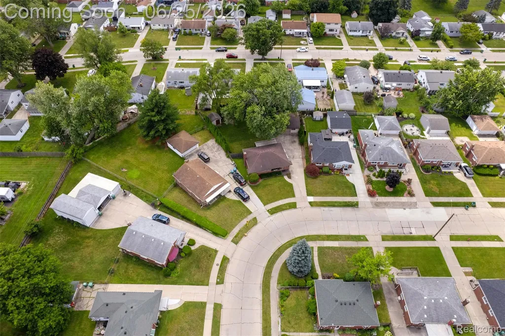 33135 Alvin Street Garden City City MI 48135