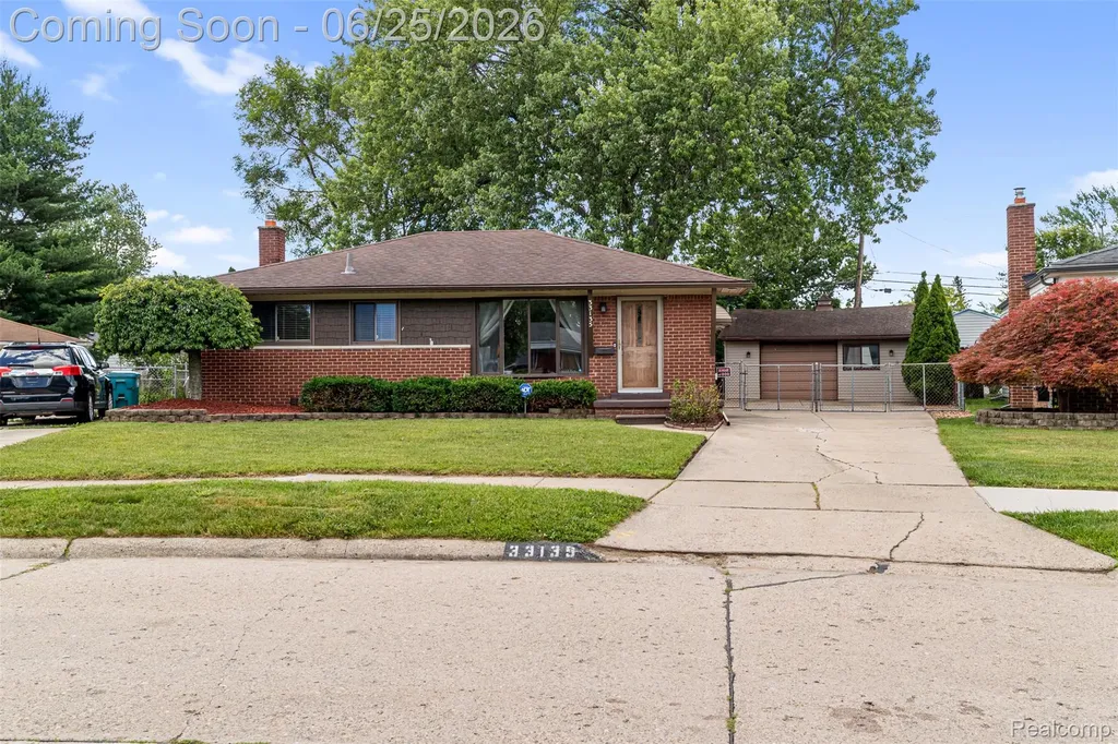 33135 Alvin Street Garden City City MI 48135