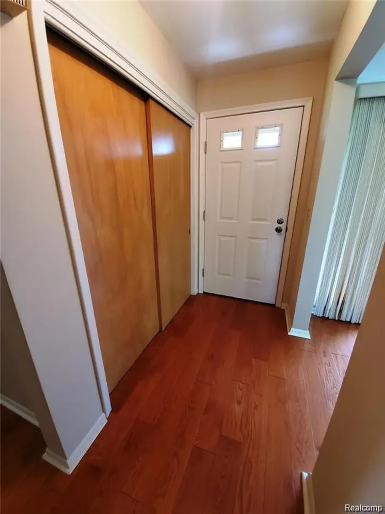 7124 Elmwood Drive Grand Blanc Charter Township MI 48439