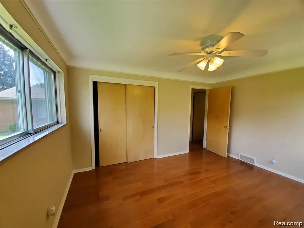 7124 Elmwood Drive Grand Blanc Charter Township MI 48439