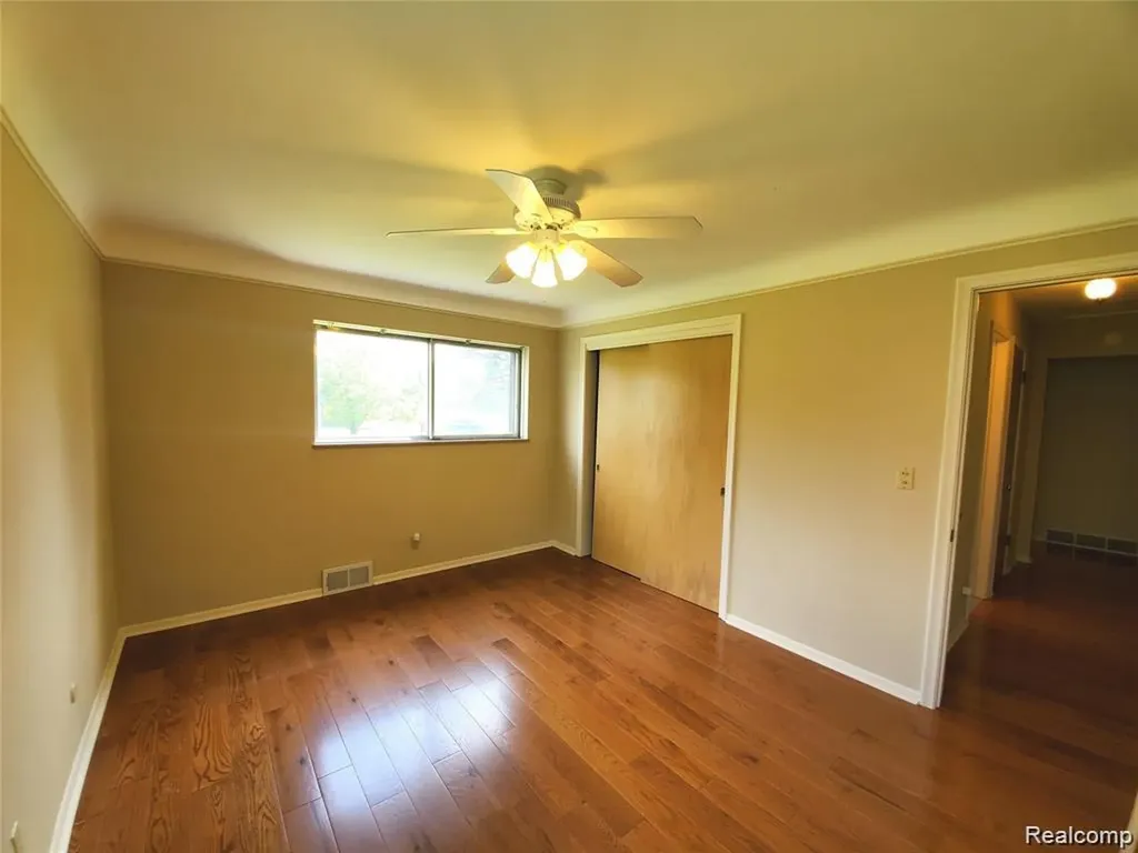 7124 Elmwood Drive Grand Blanc Charter Township MI 48439