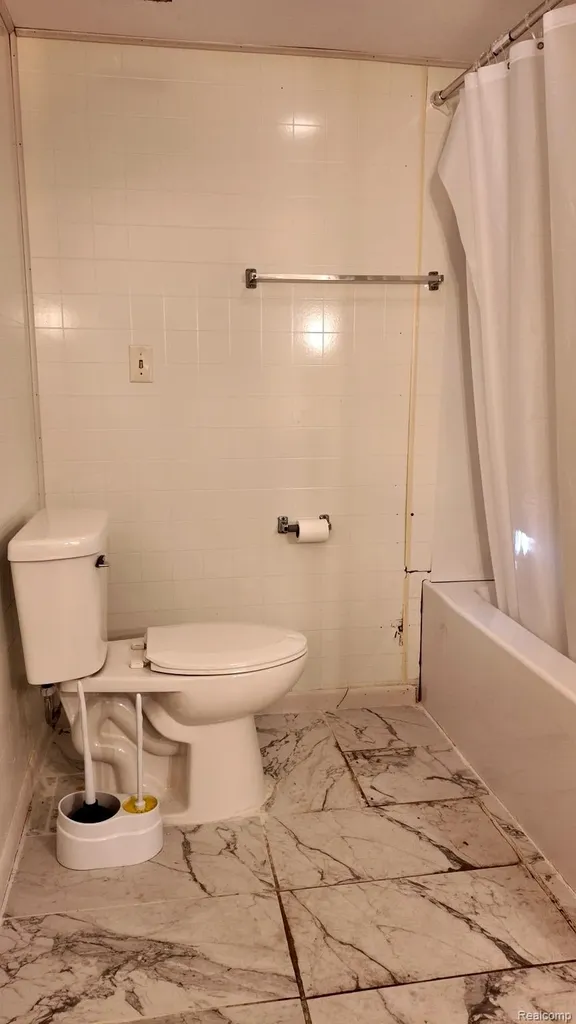7124 Elmwood Drive Grand Blanc Charter Township MI 48439