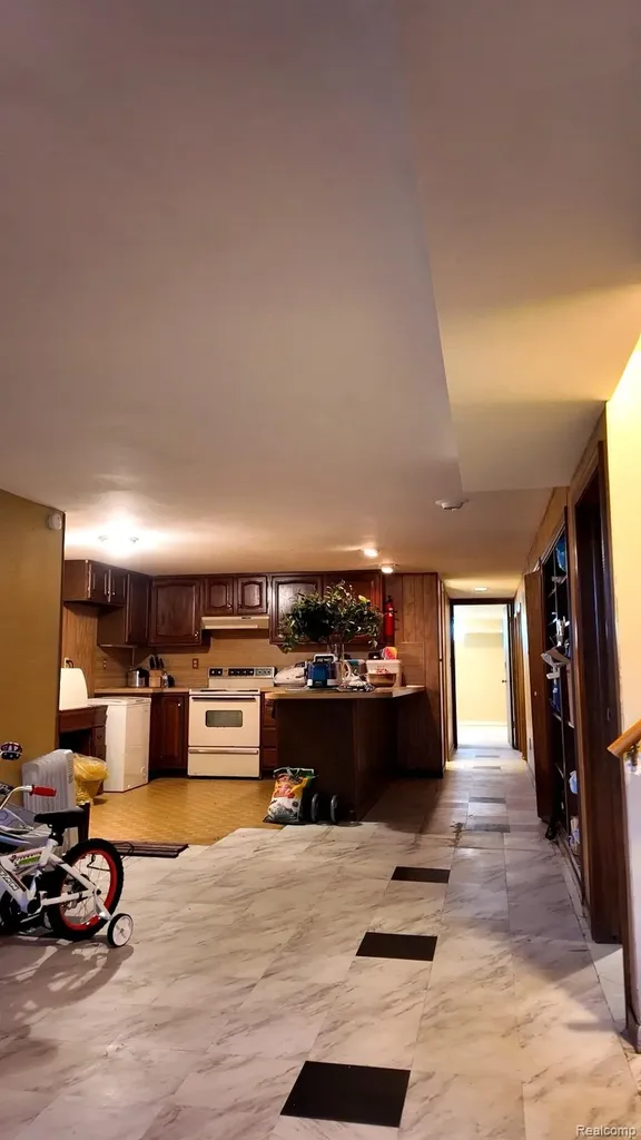 7124 Elmwood Drive Grand Blanc Charter Township MI 48439