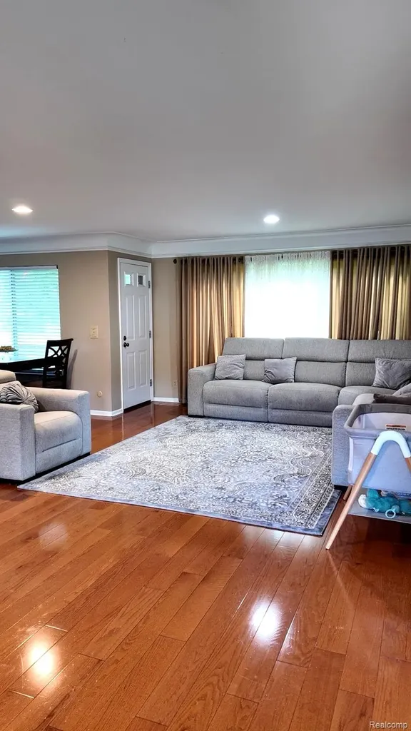 7124 Elmwood Drive Grand Blanc Charter Township MI 48439