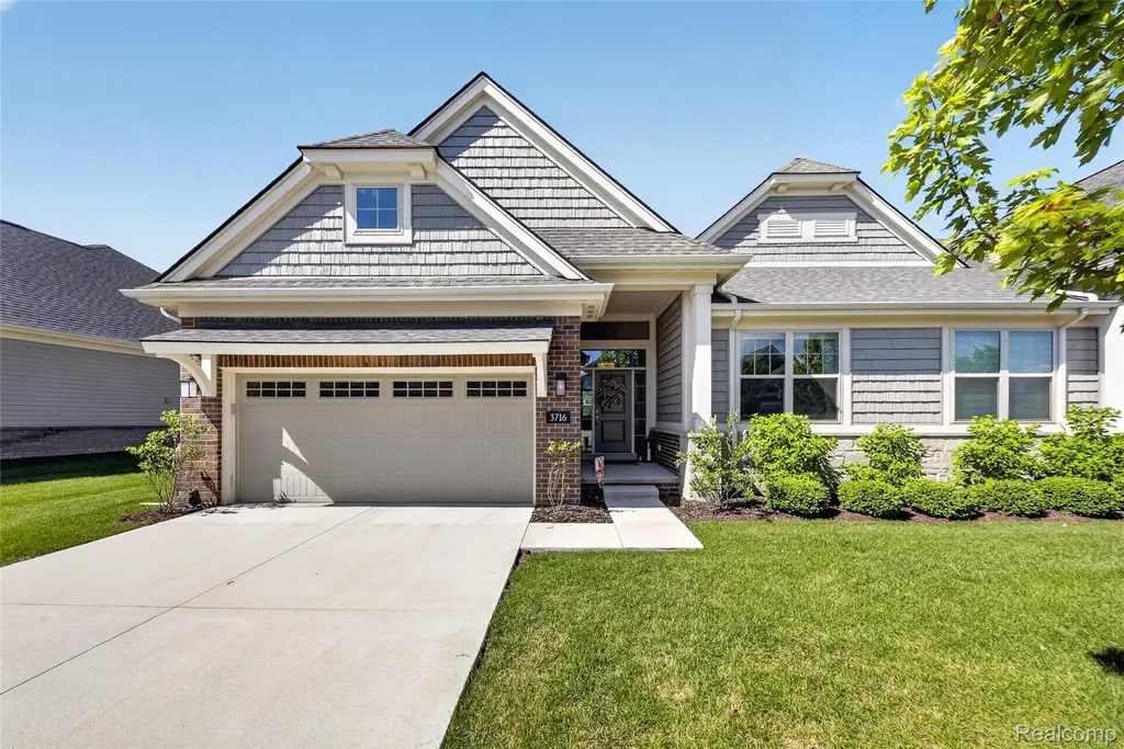 3716 Chatham Place Brighton Township MI 48114
