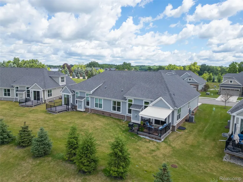 3716 Chatham Place Brighton Township MI 48114