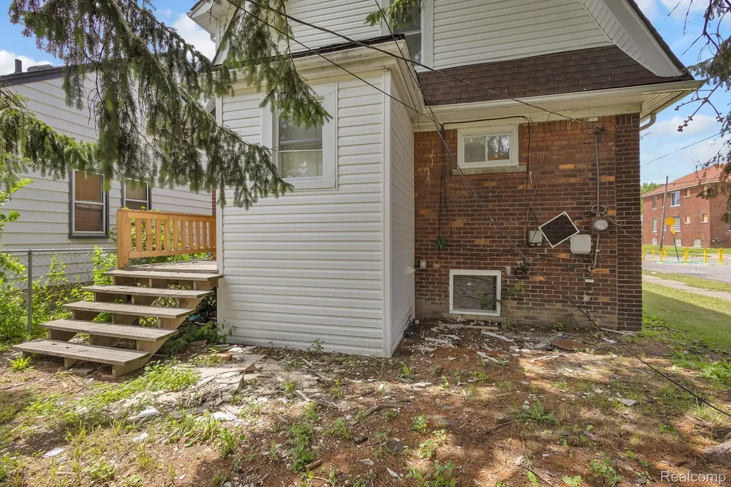 12796 Cherrylawn Street Detroit City MI 48238