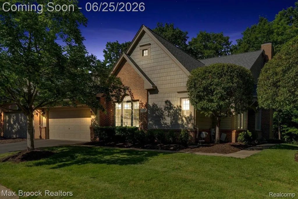 7330 Crackling Creek Circle West Bloomfield Charter Township MI 48322