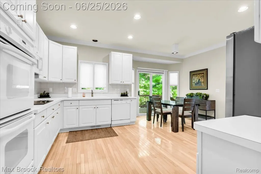 7330 Crackling Creek Circle West Bloomfield Charter Township MI 48322