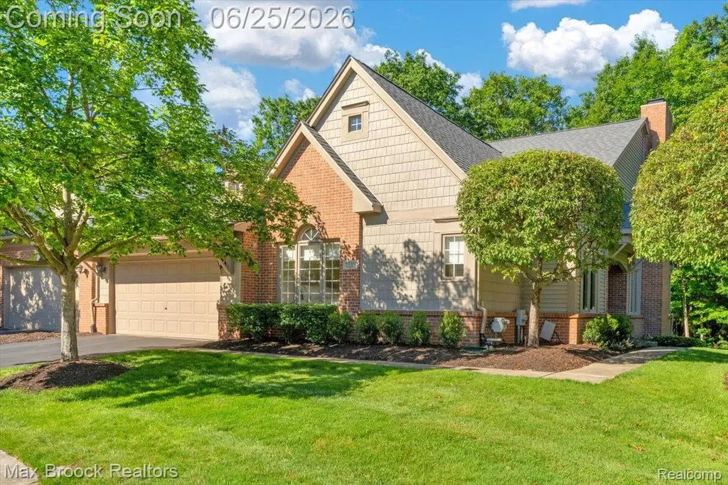 7330 Crackling Creek Circle West Bloomfield Charter Township MI 48322